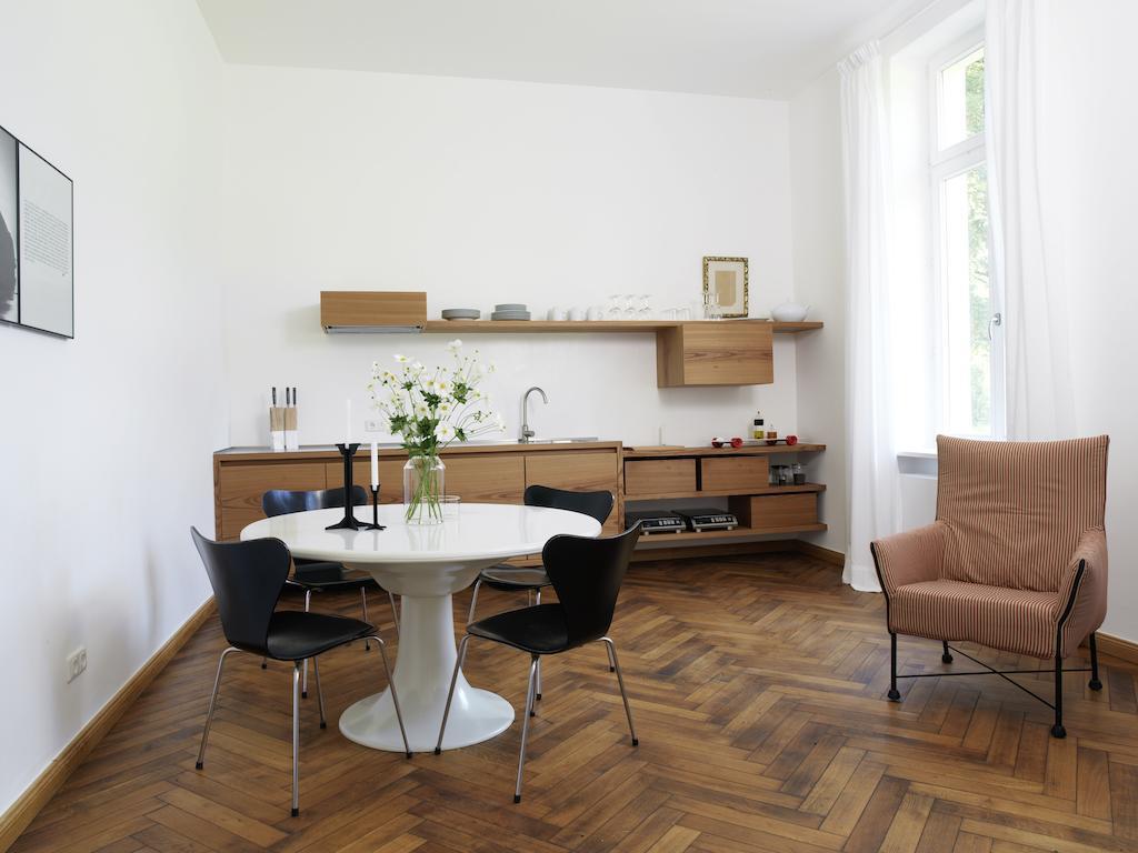 Gutshaus Landsdorf Apartment Room photo